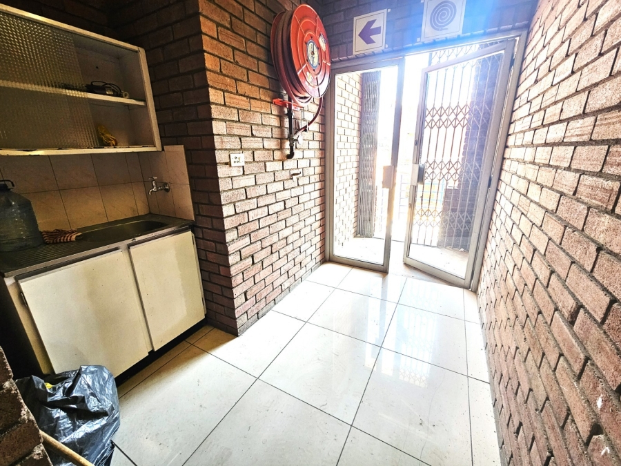 To Let Commercial Property for Rent in Rustenburg Rural North West